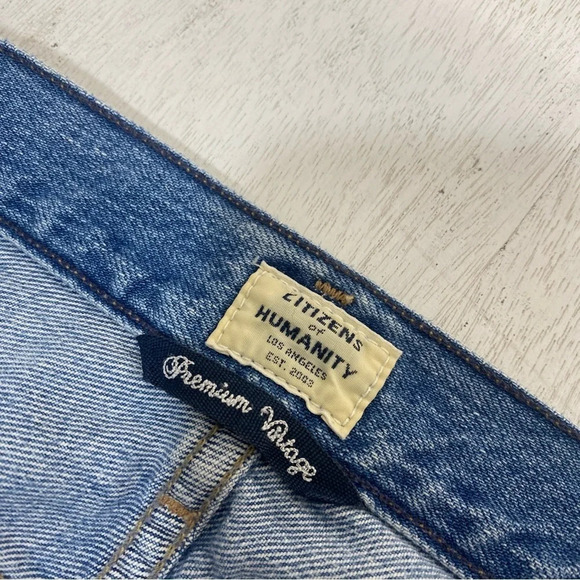 Citizens of Humanity Jeans Emerson 28 Spotlight Distressed Wash Boyfriend Crop - Picture 8 of 14